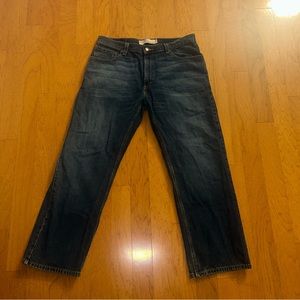Levi’s Relaxed Straight Mens Medium Wash Jeans. Style 559. Size 36/30.